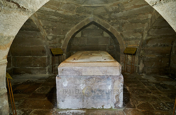 crypt of Timur, Hazrat-i Imam Complex