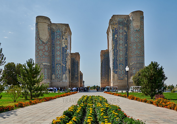 ruins of gate to Ak Saray Palace, Shahrisabz
