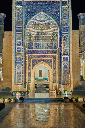 illuminated Amir-Timur-Mausoleum