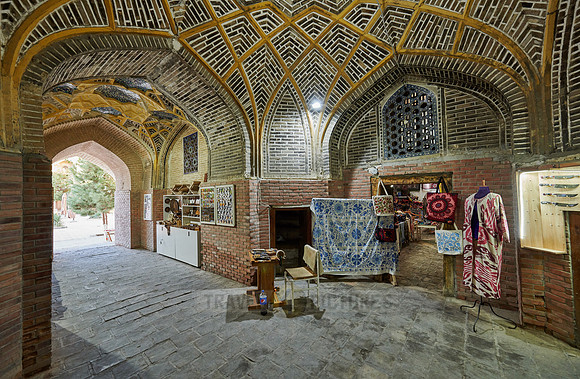 souvenir shop inside Kukeldash Madrassa