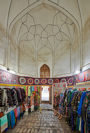 souvenir shop inside Kukeldash Madrassa