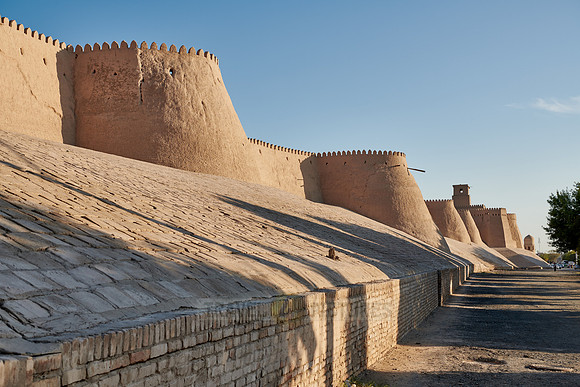 city wall of Itchan-Kala