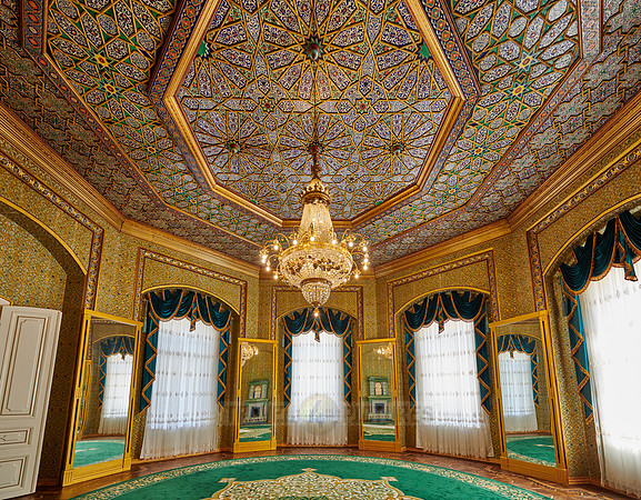 interior of Nurulla-Bai-Palace