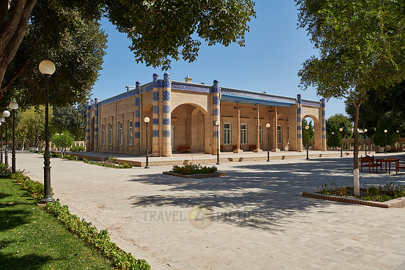 Nurulla-Bai-Palace