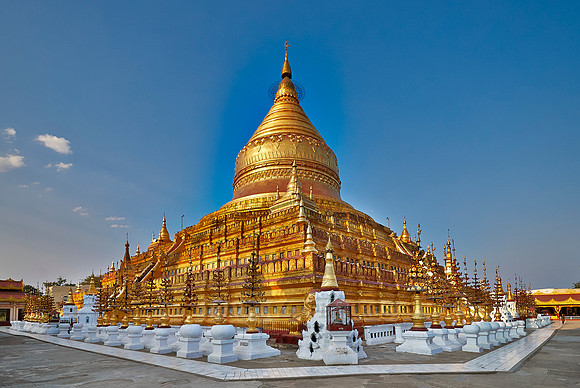 GOLDEN SHWEZIGON-PAGODA