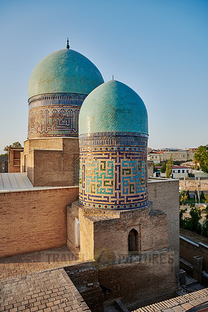 domes of Qazizadeh Rumi Mausoleum