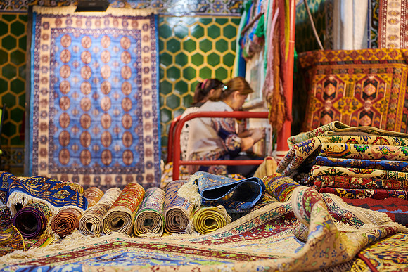 carpet weaving inside Sher-Dor Madrasah