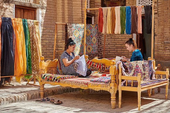 Manufacture of silk carpets in carpet weaving, Itchan-Kala