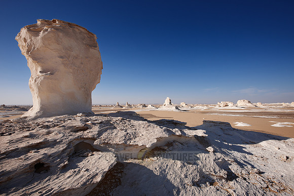 white desert near Oasis Farafra
