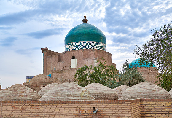 outside Pakhlavan Makhmoud Mausoleum, Itchan-Kala