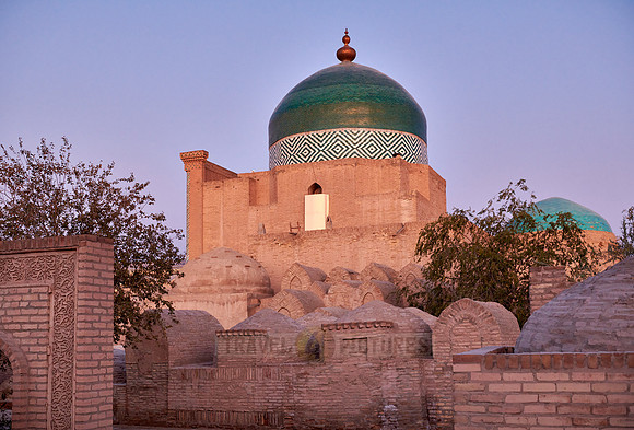 outside Pakhlavan Makhmoud Mausoleum, Itchan-Kala
