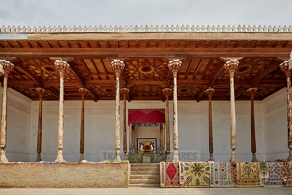 throne room in citadel and fortress The Ark