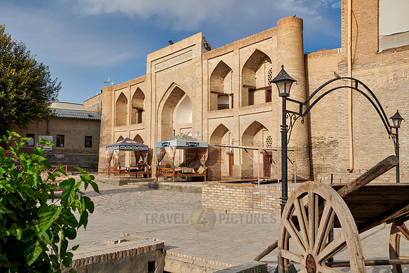 Abdurachmon-Alam-Madrassah