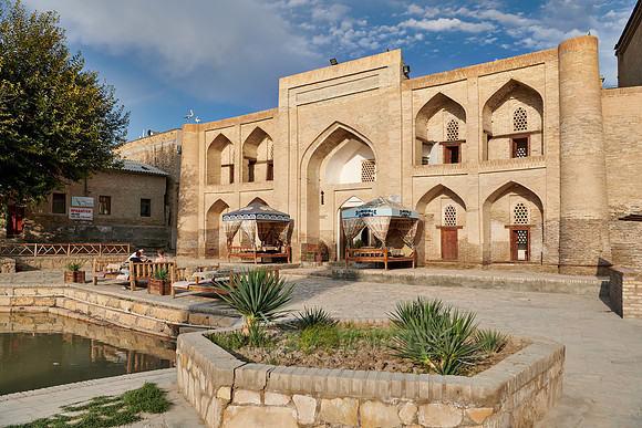 Abdurachmon-Alam-Madrassah