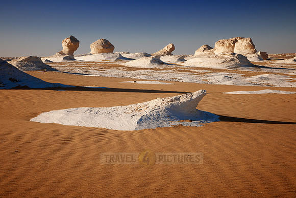 white desert near Oasis Farafra