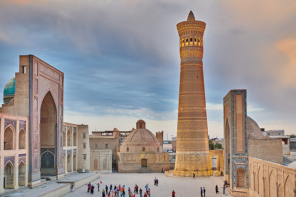 ensemble of Mir-i Arab-Madressa, Kalyan-Mosque and minaret