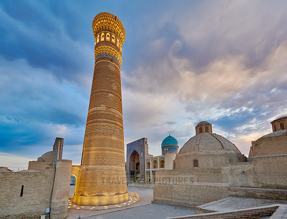 illuminated Kalon or Kaylon Minaret