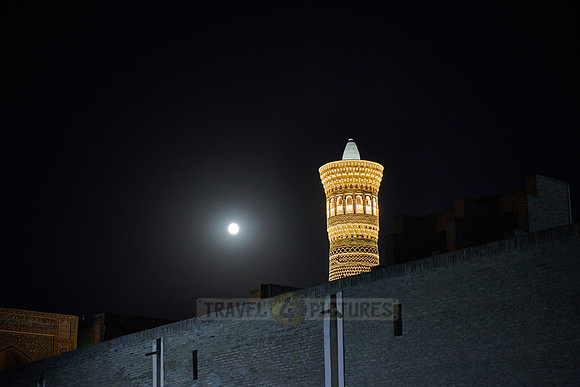 illuminated Kalon or Kaylon Minaret