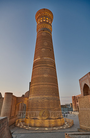 illuminated Kalon or Kaylon Minaret