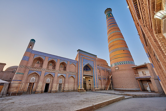 Islam Khodja or Islam Khoja Minaret and Madrassah, Itchan-Kala