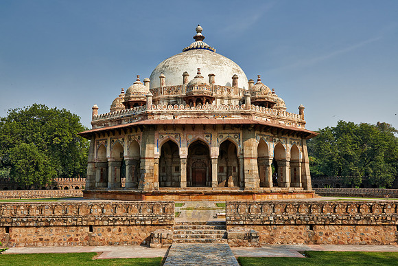 tomb of Isa Khan Niazi