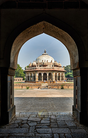 tomb of Isa Khan Niazi