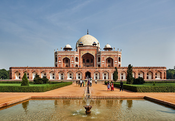 tomb of Nasiruddin Muhammad Humayun