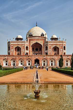 tomb of Nasiruddin Muhammad Humayun