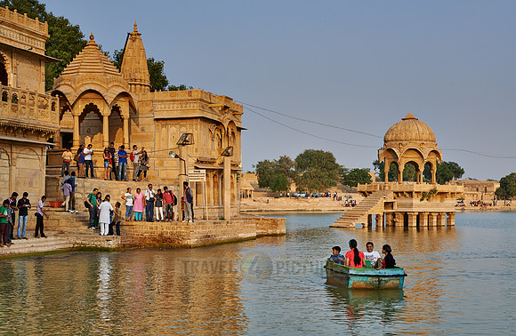 Gadisar Lake