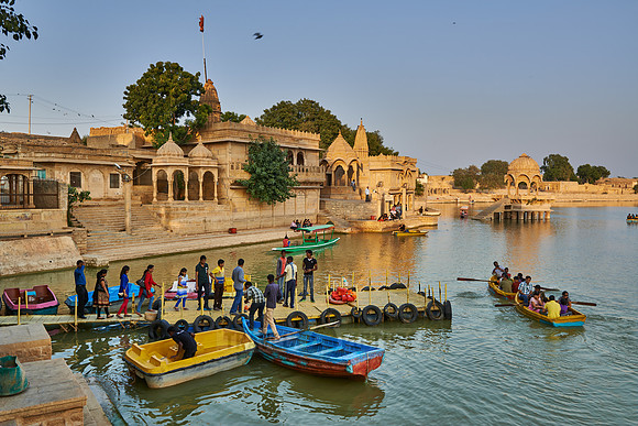 Gadisar Lake