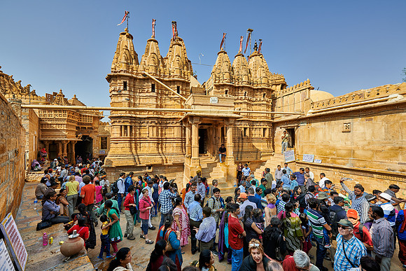 outside Chandraprabhu Jain Temple