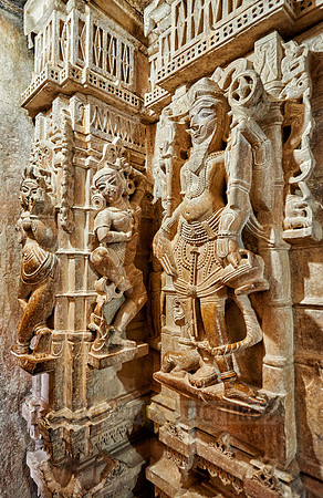 inside Chandraprabhu Jain Temple