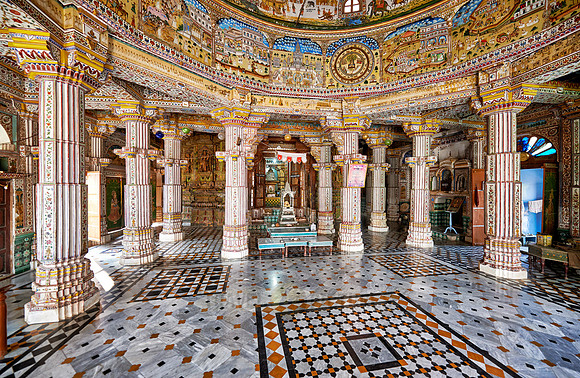 interior shot of Bhandasar Jain Temple