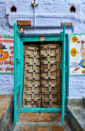 old wooden door of a building in Jaisalmer