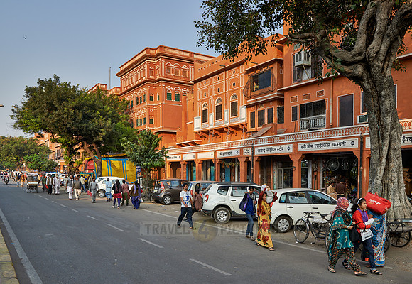 colorful streetlife and typical facades of houses in Jaipur