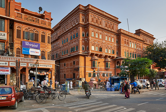 colorful streetlife and typical facades of houses in Jaipur