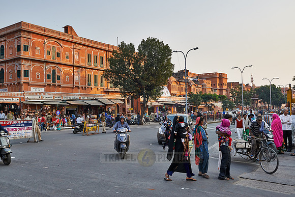 colorful streetlife and typical facades of houses in Jaipur