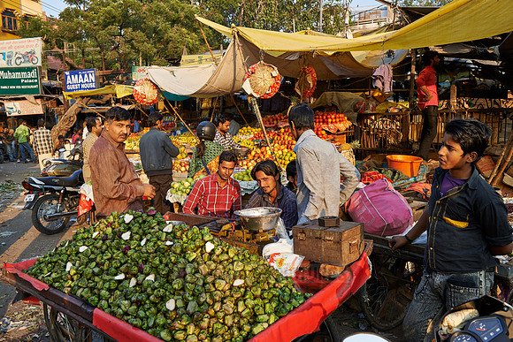 colorful streetlife with market stalls in Jaipur