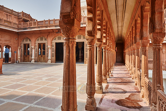 Arcade in inner courtyard inside Junagarh Fort