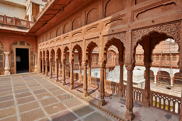 Arcade in inner courtyard inside Junagarh Fort