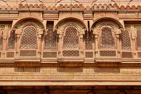 windows in inner courtyard inside Junagarh Fort