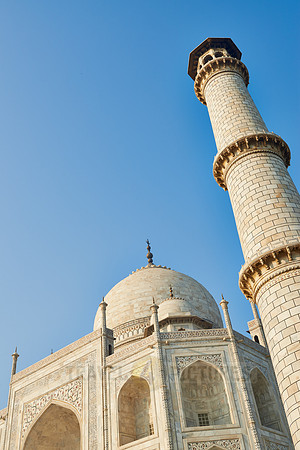 minaret of Taj Mahal