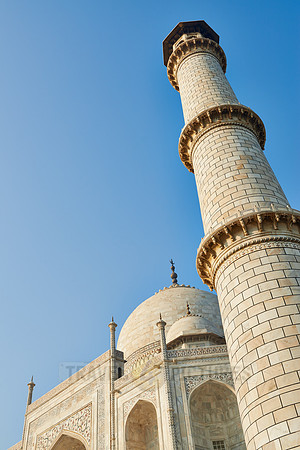 minaret of Taj Mahal