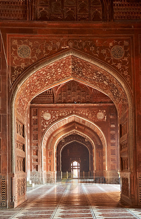 Archways in the mosque of Taj Mahal