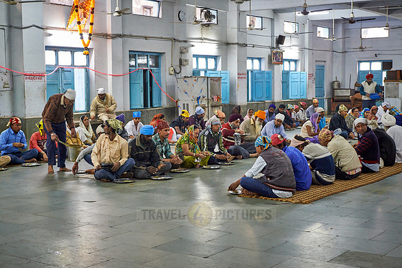 kitchen in Shish Ganj Gurudwara Sikh Temple