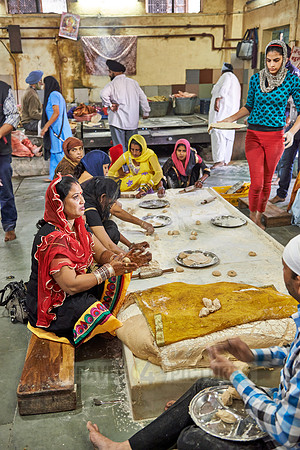 kitchen in Shish Ganj Gurudwara Sikh Temple