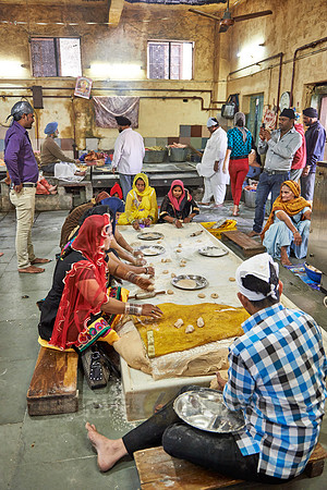 kitchen in Shish Ganj Gurudwara Sikh Temple