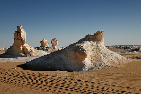 white desert near Oasis Farafra