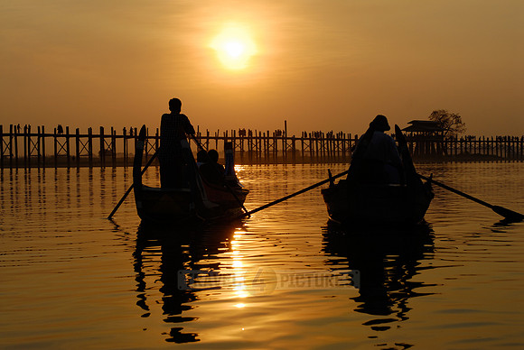 sunset over U Bein Bridge of Mandalay