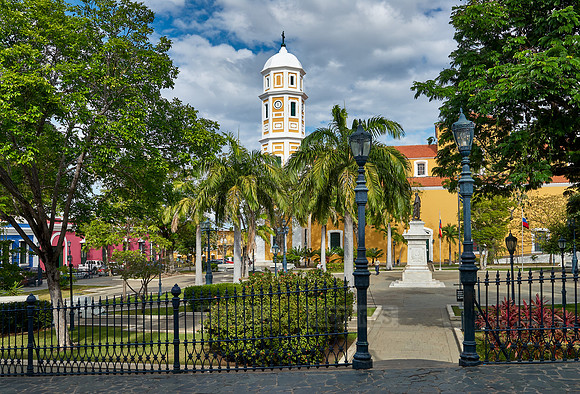 PLAZA BOLIVAR in historic city centre of Ciudad Bolivar